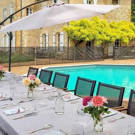 Chateau Avec Piscine Privee بيت للعطل *